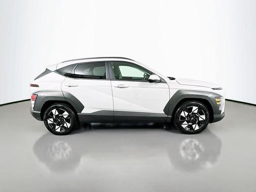 Cyber Gray Metallic 2025 Hyundai KONA SEL