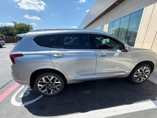 Shimmering Silver 2023 Hyundai SANTA FE Calligraphy