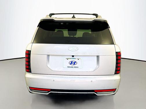 Silver Metallic 2026 Hyundai PALISADE Calligraphy