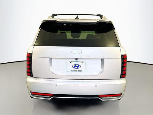 Silver Metallic 2026 Hyundai PALISADE Calligraphy