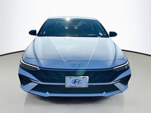 2025 Hyundai ELANTRA HEV SEL Sport