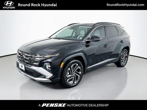 Phantom Black 2025 Hyundai TUCSON Limited