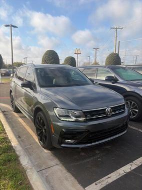 2021 Volkswagen Tiguan 2.0T SE R-Line Black