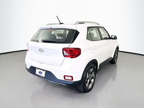 Lunar White 2026 Hyundai VENUE SEL