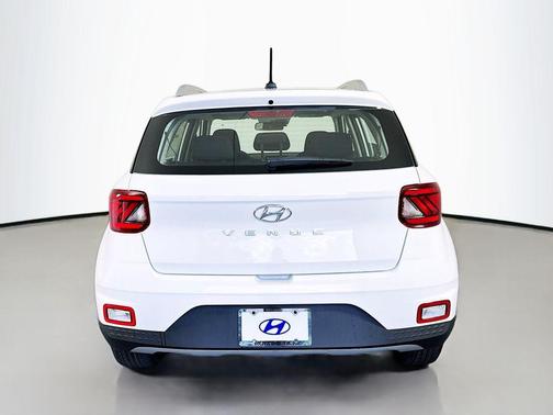 Lunar White 2026 Hyundai VENUE SEL