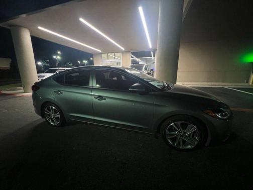 2017 Hyundai ELANTRA Limited