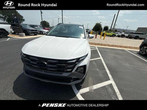 White Pearl 2025 Hyundai TUCSON Limited