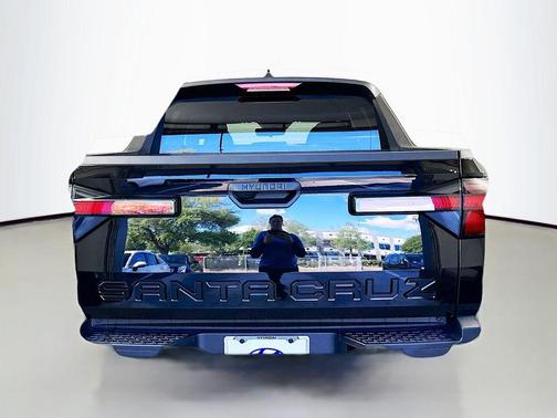 Phantom Black 2026 Hyundai SANTA CRUZ SEL