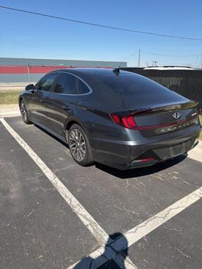 2022 Hyundai SONATA Limited