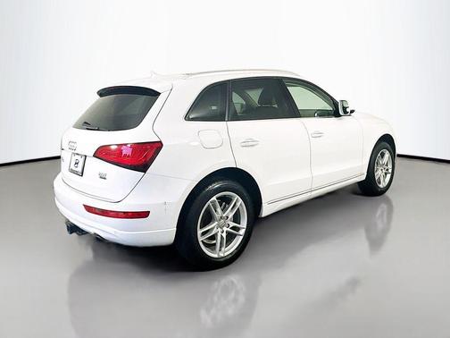 2017 Audi Q5 2.0T Premium Plus