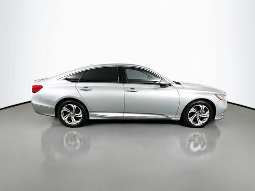 Silver Metallic 2018 Honda Accord EX-L