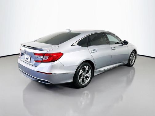 Silver Metallic 2018 Honda Accord EX-L