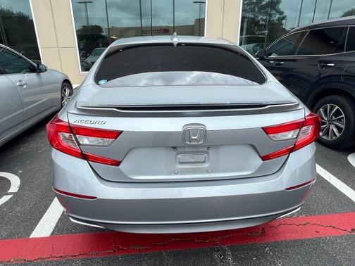 Silver Metallic 2018 Honda Accord EX-L