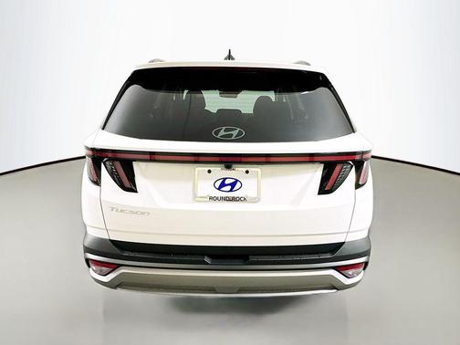 White Pearl 2026 Hyundai TUCSON Limited