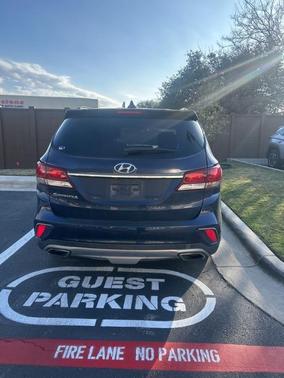 2017 Hyundai SANTA FE SE