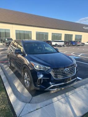 2017 Hyundai SANTA FE SE