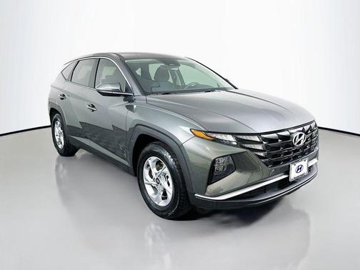2022 Hyundai TUCSON SE