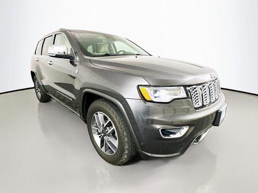 Granite Crystal Clearcoat Metallic 2020 Jeep Grand Cherokee Overland