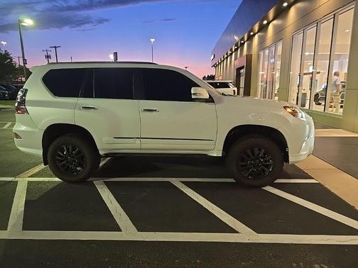 Starfire Pearl 2015 Lexus GX 460 Base
