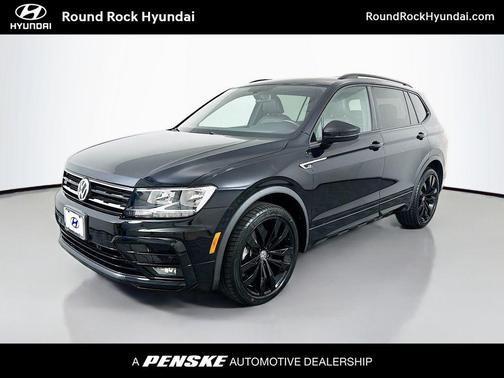 Deep Black Pearl Effect 2021 Volkswagen Tiguan 2.0T SE R-Line Black