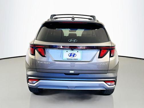 2026 Hyundai TUCSON Hybrid 
