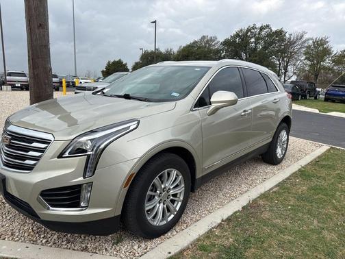 2017 Cadillac XT5 Base
