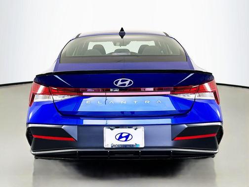 2026 Hyundai ELANTRA SEL