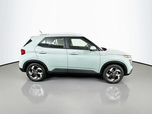 Mirage 2026 Hyundai VENUE SEL