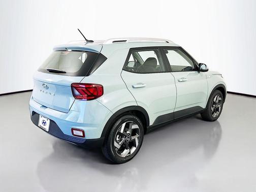 Mirage 2026 Hyundai VENUE SEL