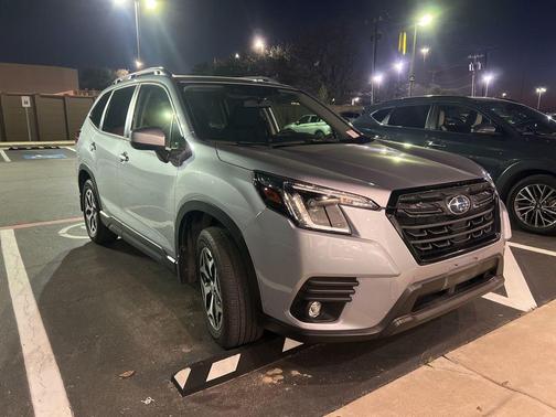 2024 Subaru Forester Premium