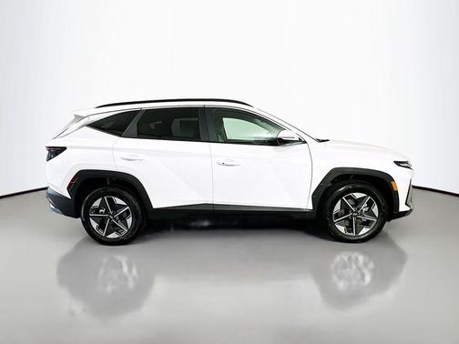 Pearl 2026 Hyundai TUCSON Hybrid SEL Convenience