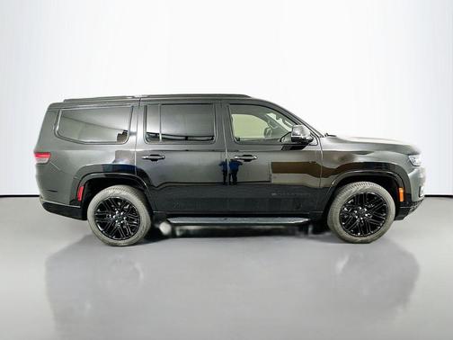 Diamond Black 2024 Jeep Wagoneer Series II