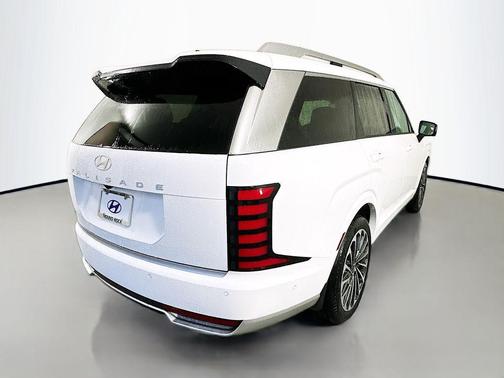 Pearl 2026 Hyundai Palisade Hybrid Calligraphy
