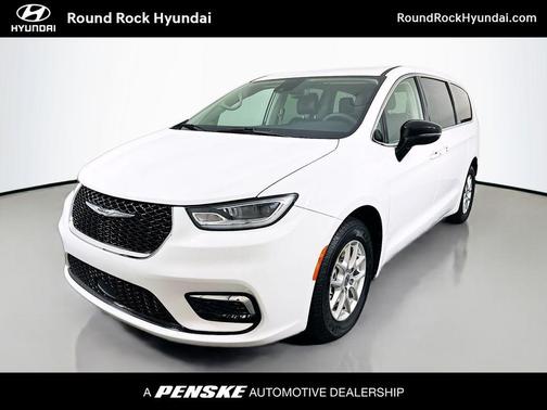 2024 Chrysler Pacifica Touring-L