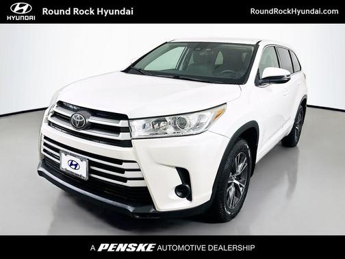2017 Toyota Highlander LE