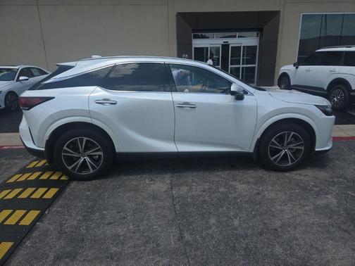 White Pearl 2024 Lexus RX 350h Premium