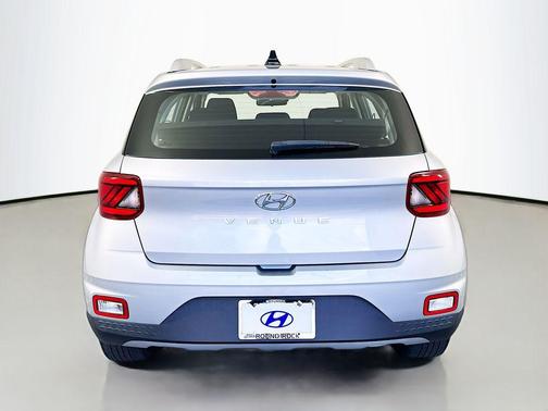 2022 Hyundai VENUE SEL
