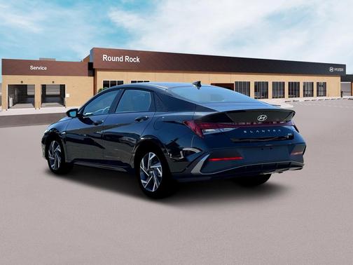 2025 Hyundai ELANTRA HEV SEL Sport
