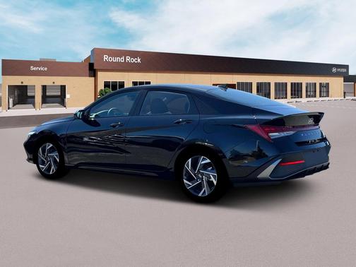 2025 Hyundai ELANTRA HEV SEL Sport