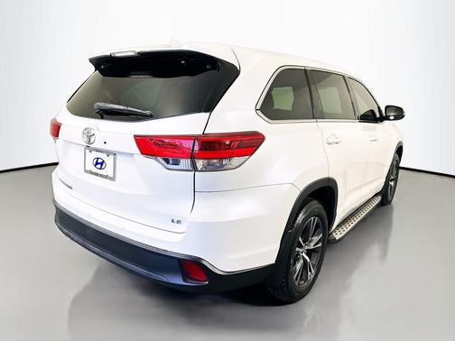 2018 Toyota Highlander LE Plus
