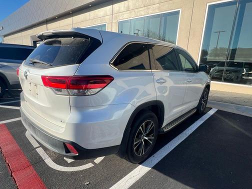 2018 Toyota Highlander LE Plus