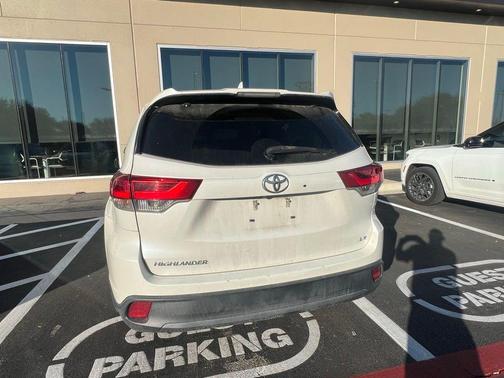 2018 Toyota Highlander LE Plus