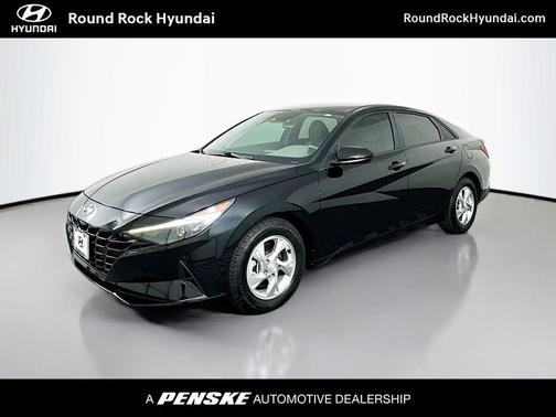 2023 Hyundai ELANTRA SE