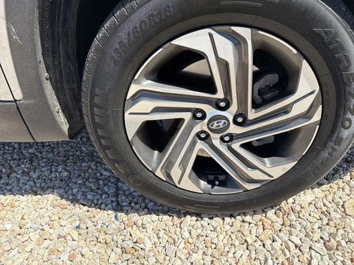 2022 Hyundai SANTA FE SE