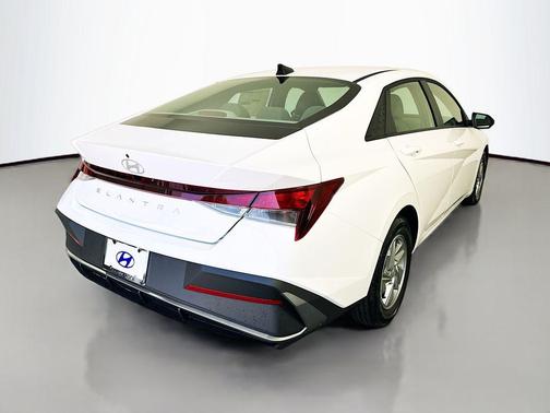 Serenity White Pearl 2026 Hyundai ELANTRA SE
