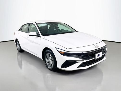 Serenity White Pearl 2026 Hyundai ELANTRA SE