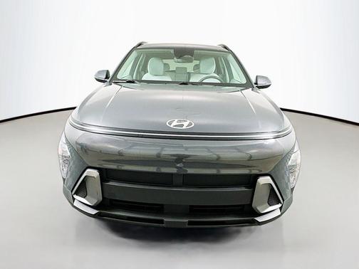 Gray Pearl 2024 Hyundai KONA SEL