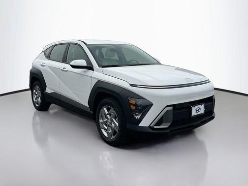 2025 Hyundai KONA SE