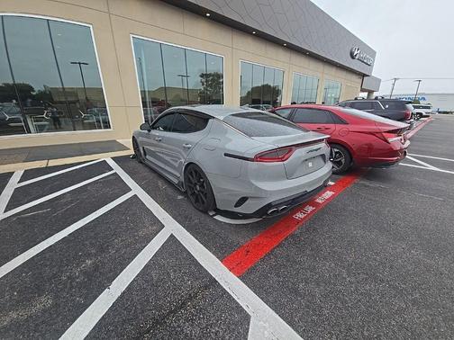 Ceramic White 2019 Kia Stinger GT2