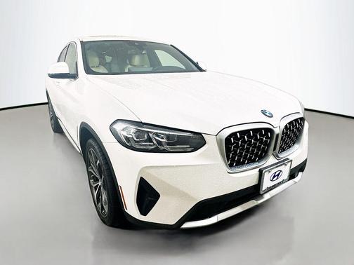 2023 BMW X4 xDrive30i